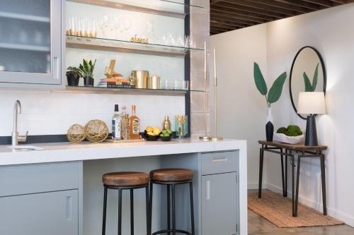 Luxury Arts District Apartments