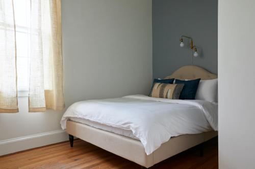 Aparthotel Sonder ? Mandeville Suites