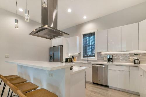 4br Townhouse In Bienville Villas