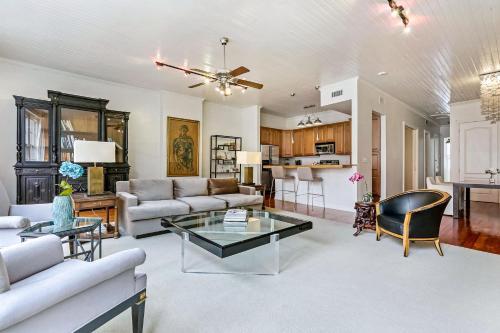 Apartamento City View Condo With Private Rooftop