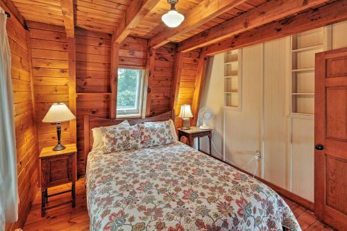 Spacious Freeport Home With 2 Decks And Water View!