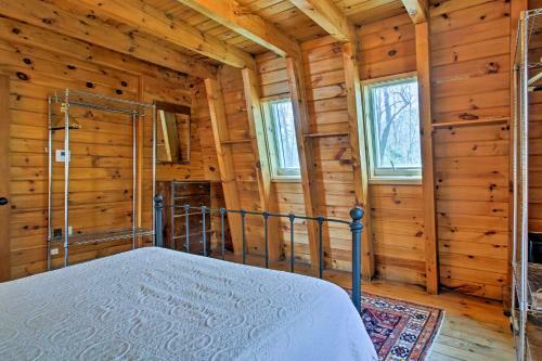 Spacious Freeport Home With 2 Decks And Water View!