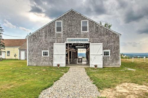 Classic Cape-style Home On 550 Acre Vineyard!