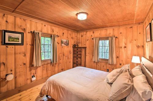 Sprucewold Boothbay Harbor Cottage With Deck