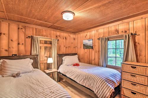 Sprucewold Boothbay Harbor Cottage With Deck