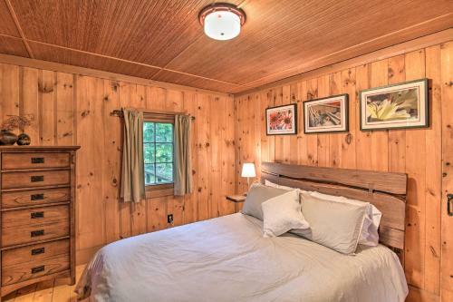 Sprucewold Boothbay Harbor Cottage With Deck