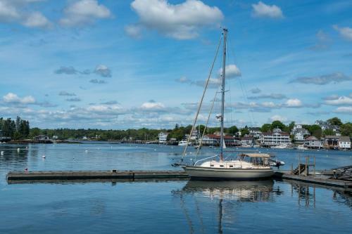 Exceptional Vacation Home In Boothbay Harbor Home
