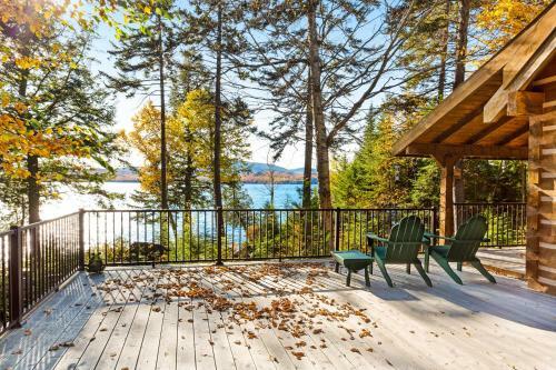Canadian Cedar Log Cabin