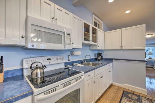 Apartamento Spacious Lincolnville Penthouse - Walk To Beach!