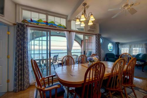 Apartamento Spacious Lincolnville Penthouse - Walk To Beach!