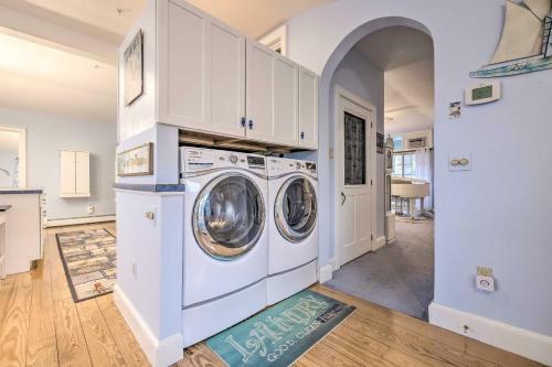 Apartamento Spacious Lincolnville Penthouse - Walk To Beach!