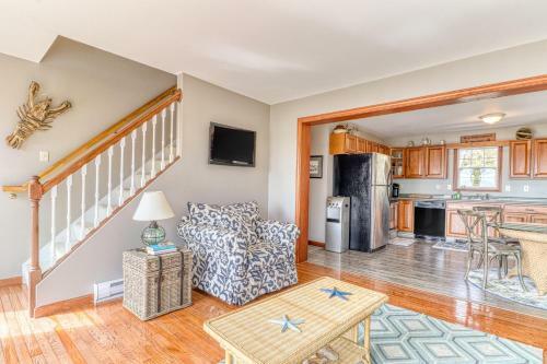 Chickadee Bay House