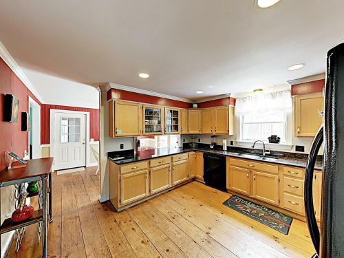Jodys Acre Cottage Home