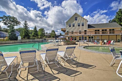 Wells Beach Cottage With Pool Access - 1 Mi To Coast!