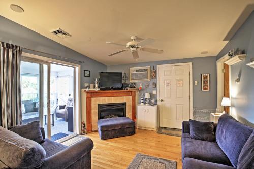 Wells Beach Cottage With Pool Access - 1 Mi To Coast!