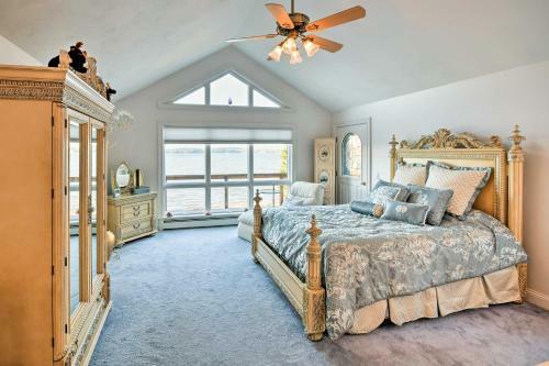 Luxurious Oceanfront Flanders Bay Home With Kayaks!