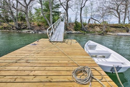Lovely Raspberry Cottage With Rowboat On Back Cove!