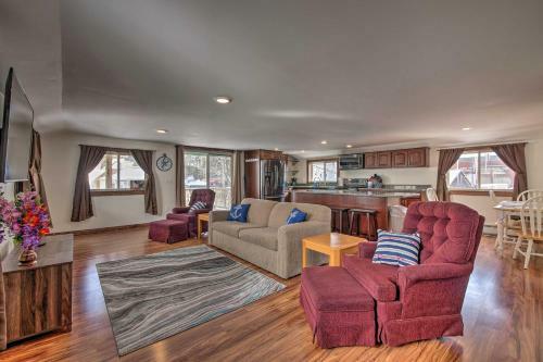 Renovated Southwest Harbor Cottage On A Dock!