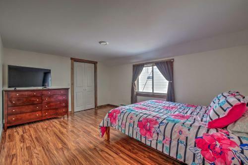 Renovated Southwest Harbor Cottage On A Dock!