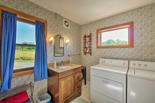 Shorefront House With Views, 14 Mi To Acadia Np!