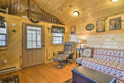 Cozy Cumberland Cabin In The Allegheny Mountains!