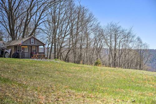Cozy Cumberland Cabin In The Allegheny Mountains!