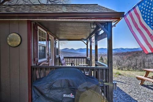 Cozy Cumberland Cabin In The Allegheny Mountains!