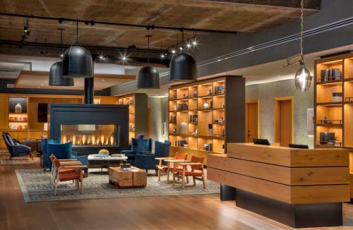 Hotel Canopy By Hilton Baltimore Harbor Point - Newly Built
