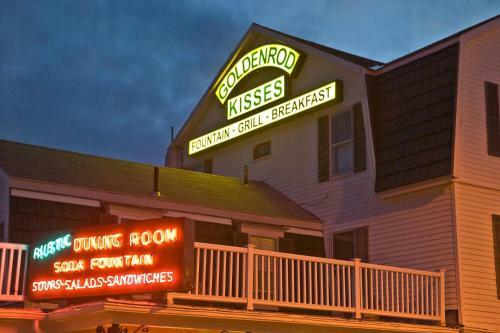 Goose Rocks Cottage At One Long Beach