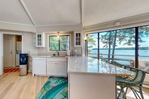 Sea Breeze Cottage