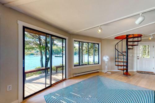 Sea Breeze Cottage