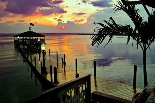 Glen Riddle 102