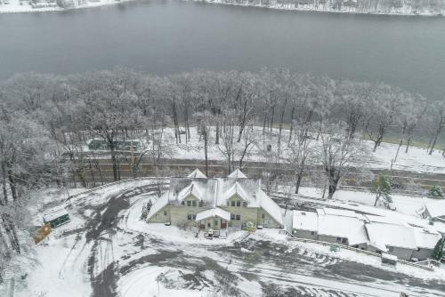 Lakeview Lure