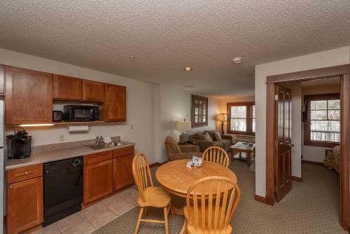 Hotel A215 - Lake View Suite With One Bedroom, Private Balcony!
