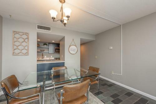 301d - Lakefront 2 Bedroom Condo With 2 Baths, Free Wifi!