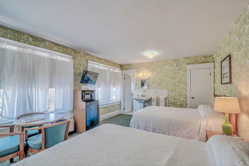 Atlantic Hotel