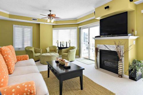 Royal Beach 102