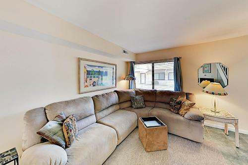 Apartamento Updated Beach Club Condo - Pool - Walk To Beach Condo