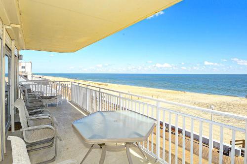 Oceans Pointe