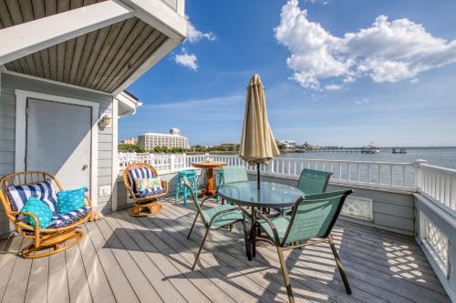 3 Bed 3 Bath Apartment In Ocean City
