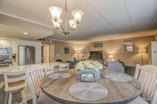 Sea Lodge 105
