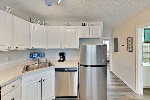 Apartamento Jocelyn Manor Gem With Pool - Stroll To Beach Condo