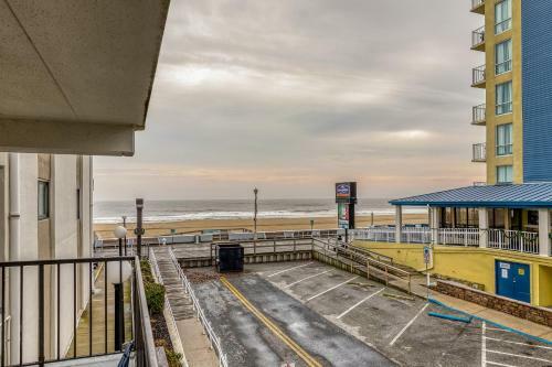 Beach 'n Boardwalk