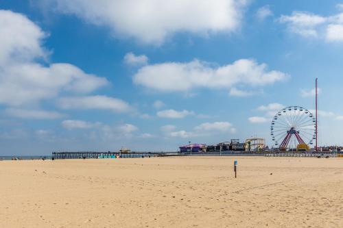 Beach 'n Boardwalk