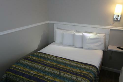 Beach Bum West-o Motel