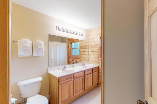 3 Bed 4 Bath Vacation Home In Deep Creek Lake