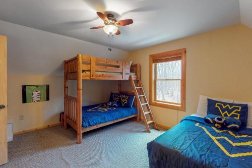 3 Bed 4 Bath Vacation Home In Deep Creek Lake