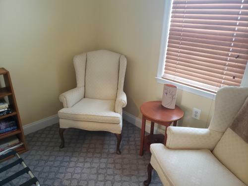 Blue Heron Inn - A Bed And Breakfast Llc