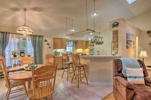 Ocean Pines House With Private Hot Tub 2 Mi To Golf!