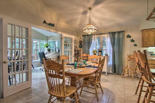 Ocean Pines House With Private Hot Tub 2 Mi To Golf!